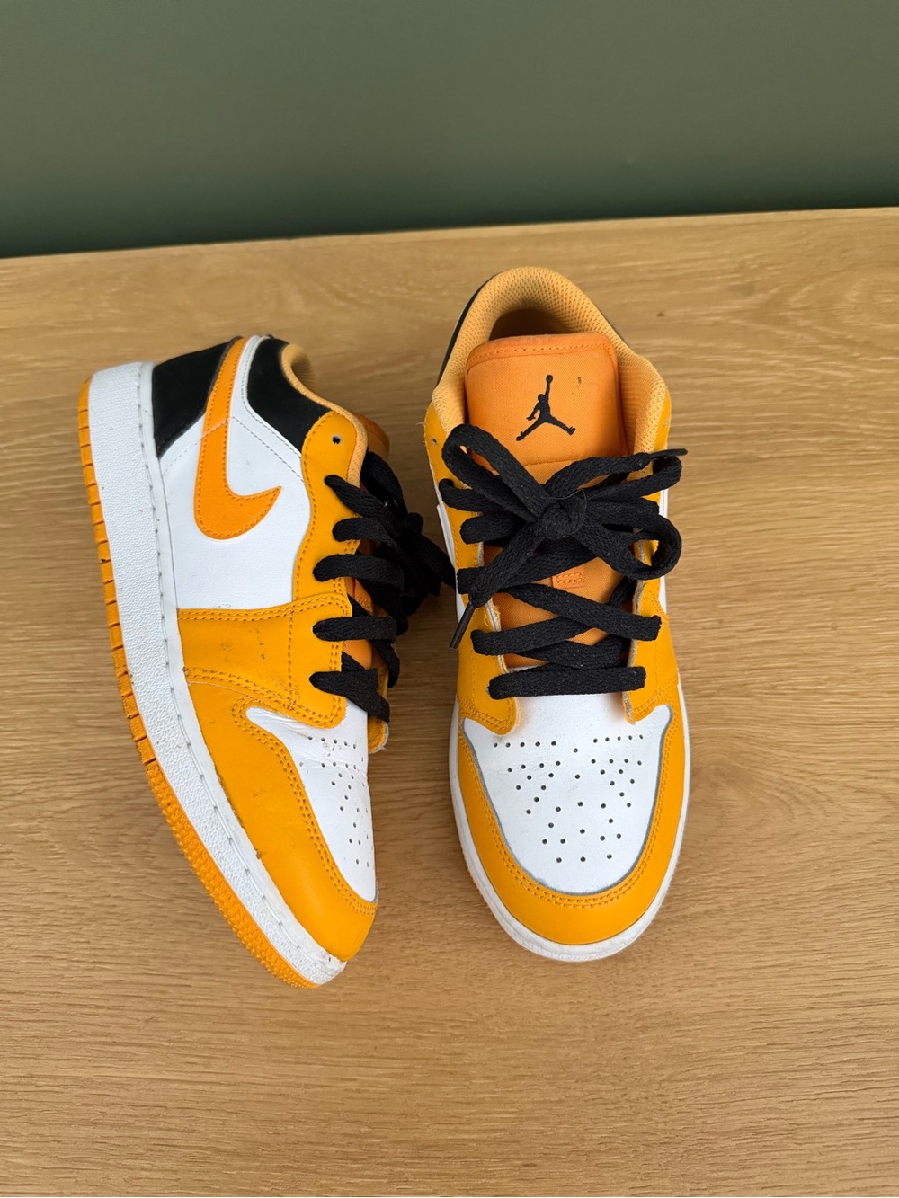 Jordan Low-Top Sneakers - White, Orange & Black